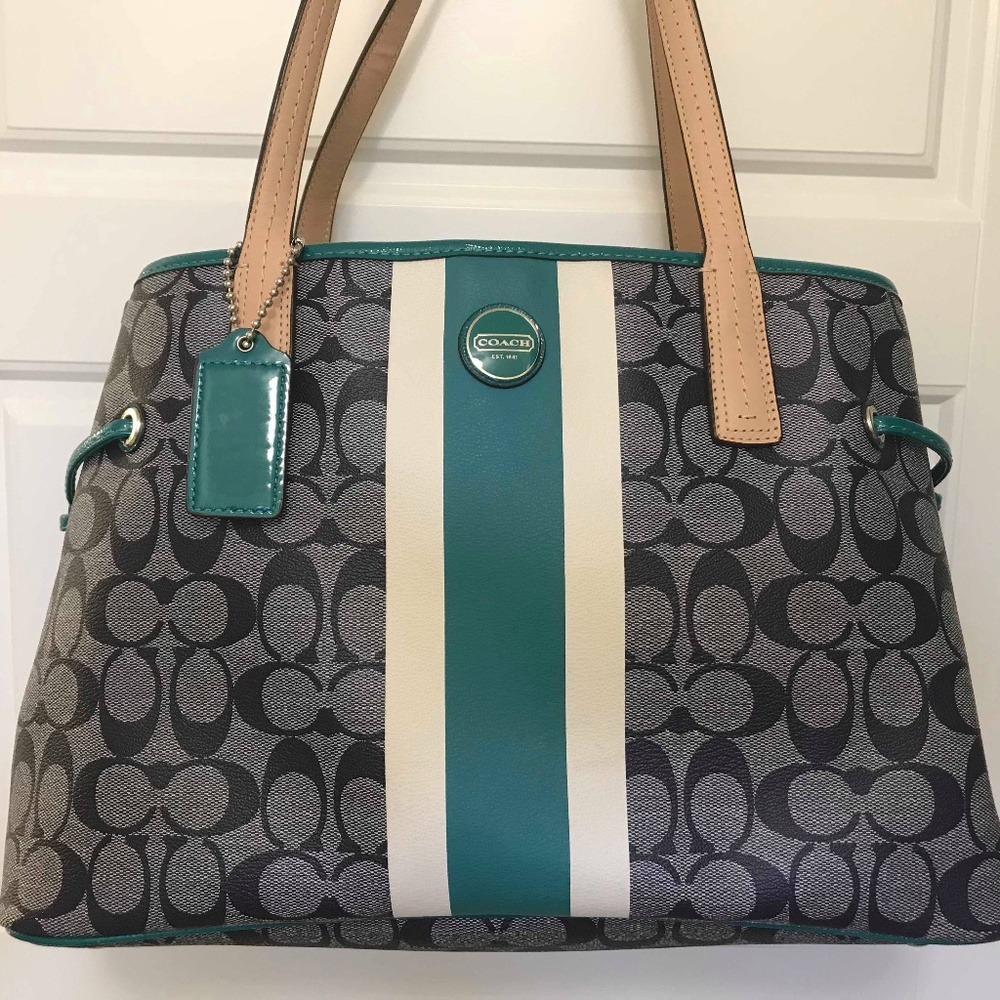 Coach- signature stripe PVC Carryall